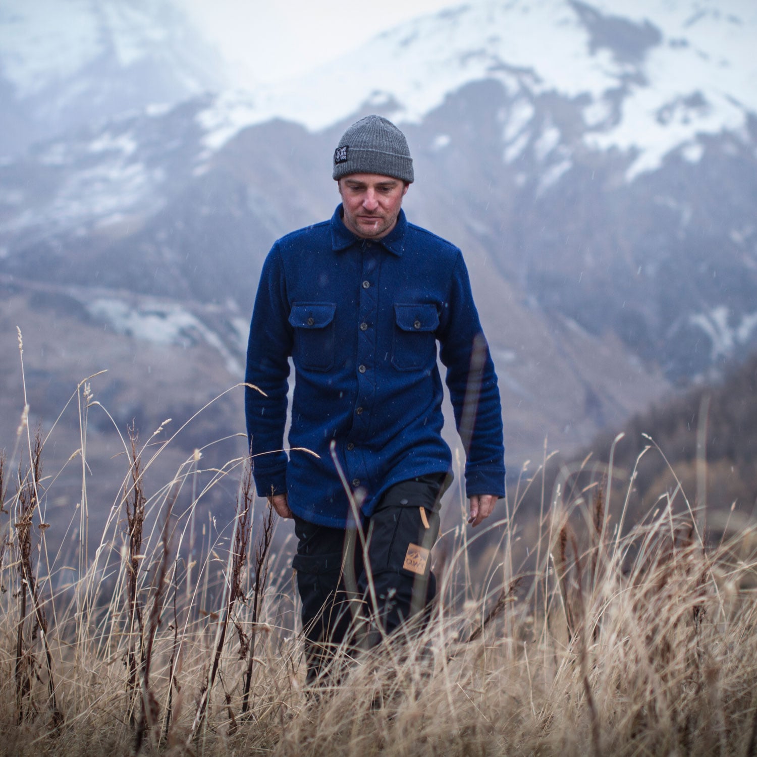 Men's heavyweight merino Mountain Shirt - Image 17