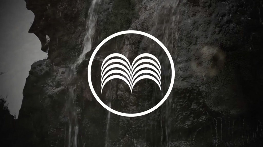 merino-mountain-shirt-video-screen-grab