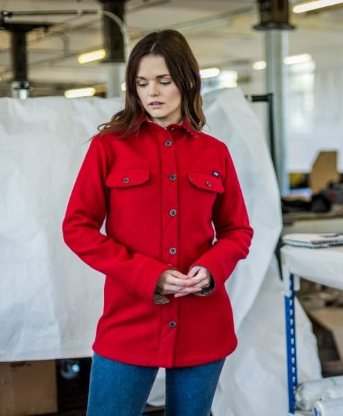 McNair women's merino Ridge Shirt in Chilli red